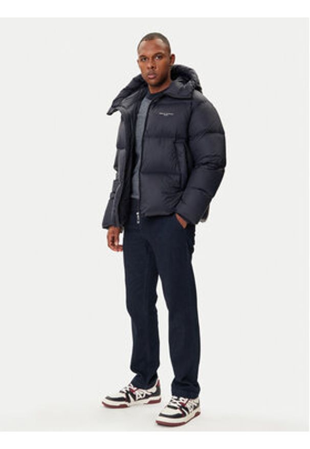 Armani Exchange Kurtka puchowa XM001115 AF16589 UB101 Granatowy Regular Fit. Kolor: niebieski. Materiał: syntetyk