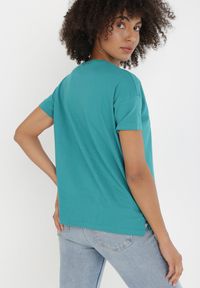 Born2be - Niebieski T-shirt Anteira. Kolor: niebieski. Materiał: dzianina, bawełna. Długość: krótkie. Wzór: gładki. Styl: klasyczny