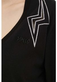 Pinko t-shirt bawełniany kolor czarny. Kolor: czarny. Materiał: bawełna. Długość rękawa: krótki rękaw. Długość: krótkie. Wzór: aplikacja #5