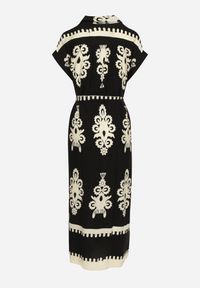 Born2be - Czarna Rozkloszowana Sukienka w Stylu Boho Zapinana na Guziki z Materiałowym Paskiem Inferi. Typ kołnierza: dekolt w serek. Kolor: czarny. Materiał: materiał. Długość rękawa: krótki rękaw. Styl: boho #5