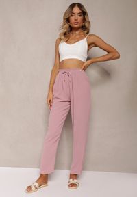 Renee - Różowe Spodnie z Regularną Talią z Gumką i Sznurkiem w Pasie Cerinda. Okazja: na co dzień. Kolor: różowy. Materiał: materiał, satyna. Styl: casual #3