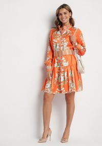 Born2be - Pomarańczowa Sukienka Koszulowa w Kwiatowy Wzór z Bufiastymi Rękawami i Paskiem Aladira. Okazja: na co dzień. Kolor: pomarańczowy. Wzór: kwiaty. Typ sukienki: koszulowe. Styl: casual, elegancki #3