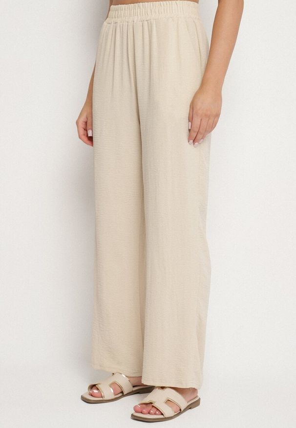 Born2be - Jasnobeżowy Komplet w Rustykalnym Stylu Oversize Bluzka i Spodnie Emitria. Kolor: beżowy