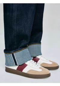 Big-Star - Sneakersy damskie ze skóry naturalnej białe SS274687 101. Okazja: na co dzień. Nosek buta: okrągły. Kolor: biały. Materiał: skóra. Szerokość cholewki: normalna #5