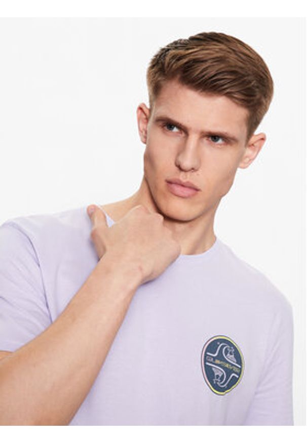 Quiksilver T-Shirt Core Bubble EQYZT07232 Fioletowy Regular Fit. Kolor: fioletowy. Materiał: bawełna