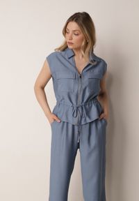 Born2be - Niebieski Wiskozowy Komplet w Stylu Safari Spodnie i Bluzka na Suwak z Wiązaniem Iphisei. Kolor: niebieski. Materiał: wiskoza #6