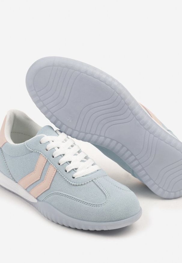 Renee - Niebieskie Sneakersy w Stylu Tenisówek z Paskami na Boku Cholewki Aitoria. Okazja: na co dzień. Zapięcie: pasek. Kolor: niebieski. Szerokość cholewki: normalna