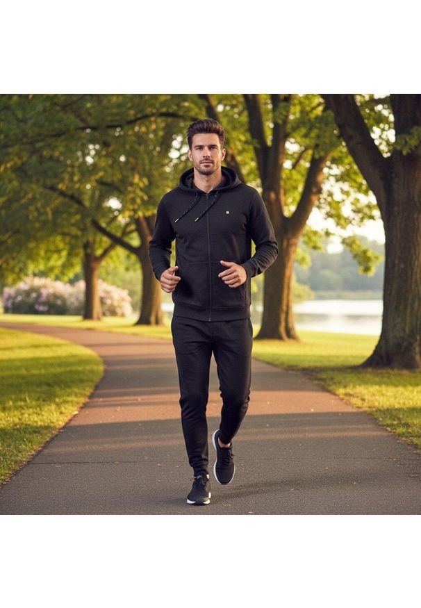 Wygodna Bluza Bawełniana - Pako Jeans - Czarna z Kapturem. Typ kołnierza: kaptur. Kolor: czarny. Materiał: bawełna. Styl: klasyczny