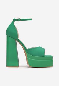Renee - Zielone Sandały Lexi. Nosek buta: otwarty. Zapięcie: sprzączka. Kolor: zielony. Materiał: materiał. Sezon: lato. Obcas: na platformie #3