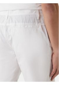 Emporio Armani Szorty sportowe EM000591 AF20428 U0002 Biały. Kolor: biały. Materiał: bawełna. Styl: sportowy #4