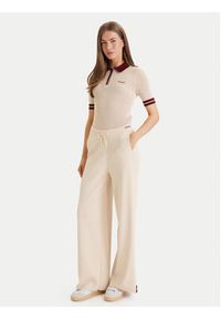 Guess Spodnie dresowe V6GB06 Z0651 Beżowy Wide Leg. Kolor: beżowy. Materiał: syntetyk #2