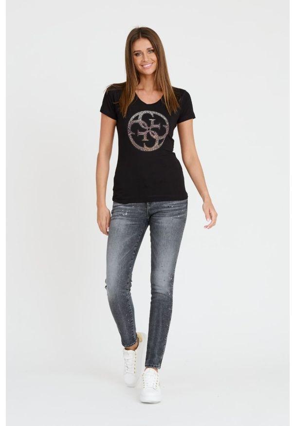 Guess - GUESS Czarny t-shirt 4G LOGO TEE. Kolor: czarny