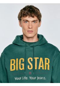 Big-Star - Bluza męska z kapturem z logo BIG STAR zielona Ashlyno 304. Typ kołnierza: kaptur. Kolor: zielony. Materiał: jeans, materiał, dzianina, skóra