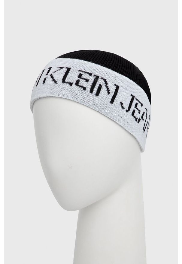 Calvin Klein Jeans - Czapka wełniana. Kolor: czarny. Materiał: wełna