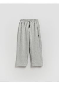 Reserved - Bawełniane spodnie - jasnoszary. Kolor: szary. Materiał: bawełna #1