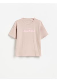 Reserved - T-shirt z wypukłym nadrukiem - brązowy. Kolor: brązowy. Materiał: bawełna. Wzór: nadruk