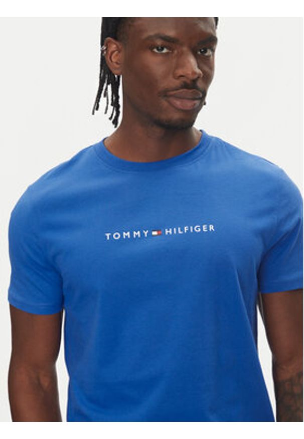 TOMMY HILFIGER - Tommy Hilfiger T-Shirt UM0UM03525 Niebieski Regular Fit. Kolor: niebieski. Materiał: bawełna