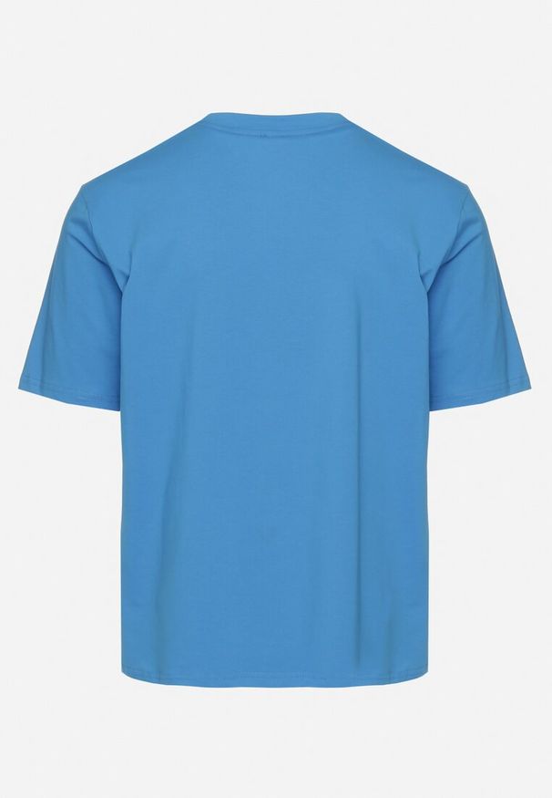 Born2be - Niebieski Bawełniany T-shirt Ozdobiony Nadrukiem Nartzedi. Okazja: na co dzień. Kolor: niebieski. Materiał: bawełna. Wzór: nadruk, aplikacja. Styl: casual