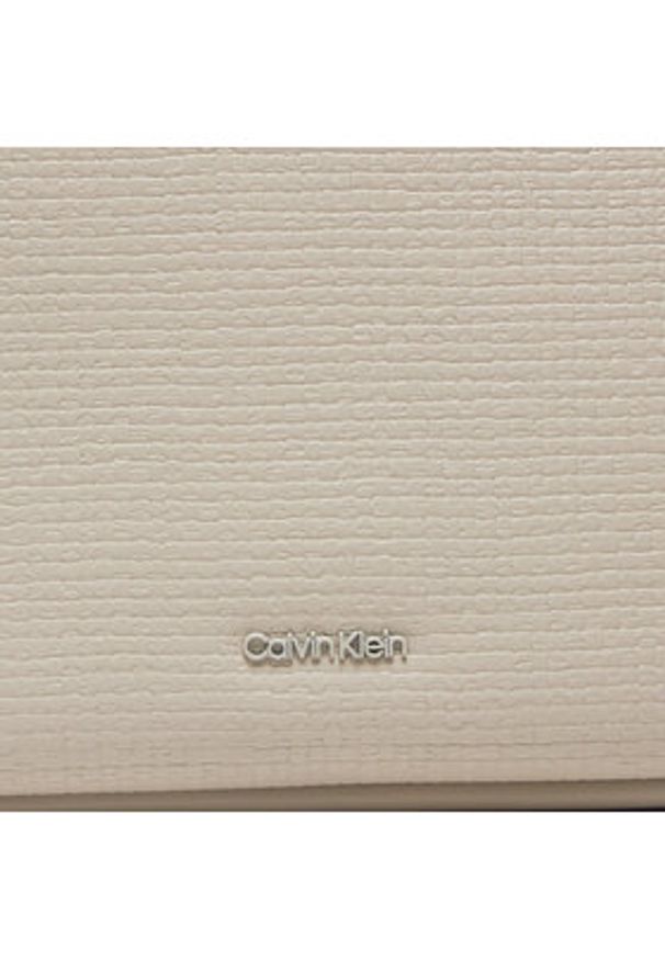 Calvin Klein Jeans Torebka Ck Refine Small Tote Braid K60K612337 Szary. Kolor: szary. Materiał: skórzane
