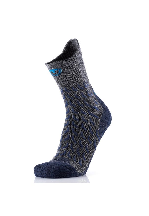 Skarpety trekking dorosly Therm-ic Trekking UltraCool Linen Crew wysokosc goleni. Kolor: wielokolorowy, niebieski, szary. Materiał: len, poliamid, wiskoza, elastan. Sport: turystyka piesza
