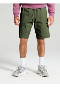 Sinsay - Szorty jogger - khaki. Kolor: brązowy