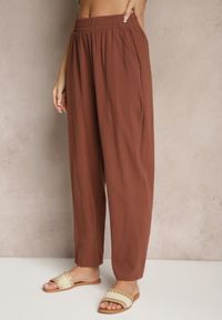 Renee - Ciemnobrązowe Spodnie z Bawełny High Waist Sonirea. Okazja: na co dzień. Stan: podwyższony. Kolor: brązowy. Materiał: bawełna. Styl: casual