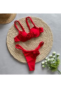 Intica - Bikini damskie z kwiatami 3D na lato Mui. Kolor: czerwony. Materiał: materiał. Wzór: kwiaty #1