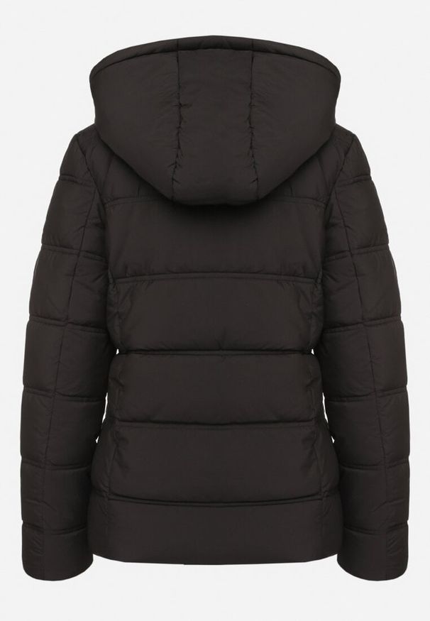 Born2be - Czarna Kurtka z Pikowanymi Przeszyciami i Odpinanym Kapturem o Prostym Kroju Venindra. Okazja: na co dzień. Kolor: czarny. Materiał: jeans. Styl: casual