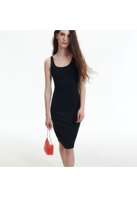Reserved - Dzianinowa sukienka - Czarny. Kolor: czarny. Materiał: dzianina #1