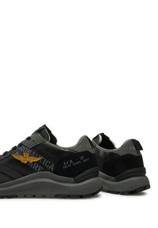 Aeronautica Militare Sneakersy 242SC286CT3377 Czarny. Kolor: czarny. Materiał: zamsz, skóra