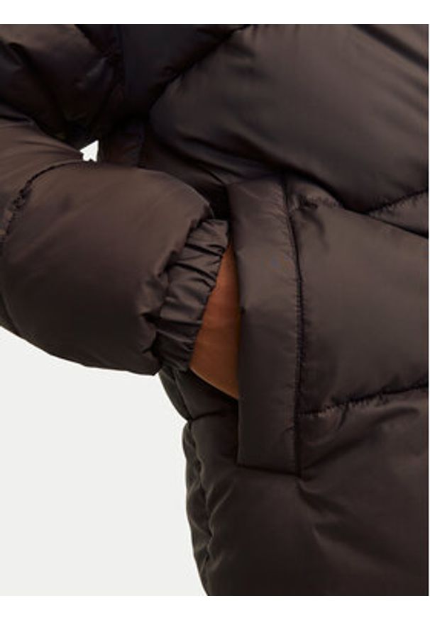 Jack & Jones Kurtka zimowa Moon 12256859 Czarny Regular Fit. Kolor: czarny. Materiał: syntetyk. Sezon: zima