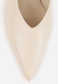 Renee - Beżowe Sandały Vices Slingback na Obcasie Tilarina. Okazja: na co dzień. Kolor: beżowy. Obcas: na obcasie. Styl: casual, elegancki. Wysokość obcasa: średni #9