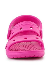 Sandały Crocs Classic Jr 207537-6UB różowe. Kolor: różowy. Materiał: materiał. Sezon: lato