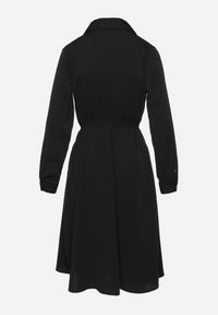 Born2be - Czarna Sukienka Koszulowa z Paskiem z Klamrą Unebia. Kolor: czarny. Typ sukienki: koszulowe #6