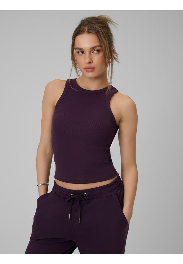 4f - 4F Top slim z prążkowanej dzianiny damski - fioletowy M. Kolor: fioletowy. Materiał: prążkowany, dzianina