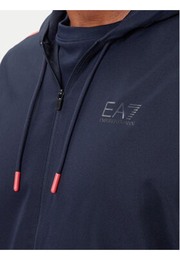 EA7 Emporio Armani Dres 7M000643 AF16072 UB102 Granatowy Regular Fit. Kolor: niebieski. Materiał: syntetyk