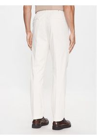 Guess Spodnie materiałowe M3YB28 WFIN3 Biały Slim Fit. Kolor: biały. Materiał: bawełna #5