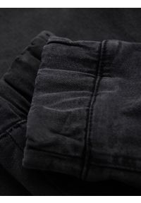 Ombre Clothing - Spodnie męskie JOGGERY jeansowe z efektem sprania - szare V3 - Rozmiar: XXL. Okazja: na co dzień. Kolor: szary. Materiał: jeans. Wzór: aplikacja. Styl: casual, elegancki #5