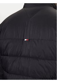 TOMMY HILFIGER - Tommy Hilfiger Kurtka zimowa MW0MW41982 Czarny Regular Fit. Kolor: czarny. Materiał: syntetyk. Sezon: zima #3