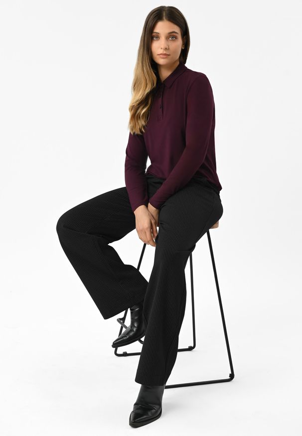 Volcano - Szerokie spodnie R-BRI TALL. Okazja: na spotkanie biznesowe. Kolekcja: dla wysokich. Materiał: poliamid, wiskoza, materiał, tkanina, elastan. Długość: długie. Wzór: gładki, prążki. Styl: elegancki, biznesowy