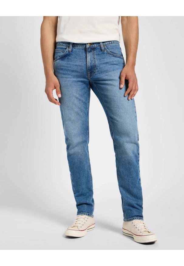 Lee - LEE MĘSKIE SPODNIE JEANSOWE DAREN ZIP FLY RIVERWAY 112355810
