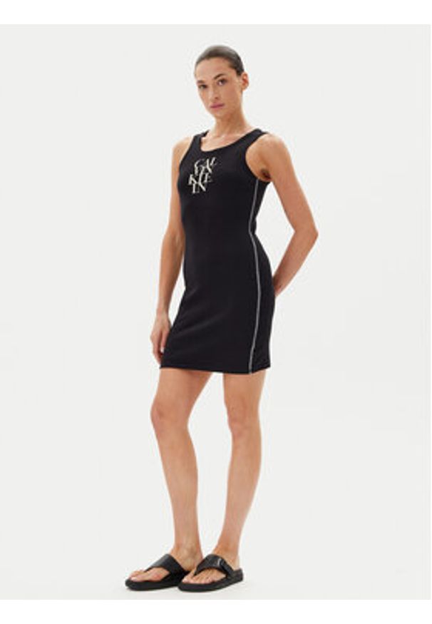 Calvin Klein Jeans Sukienka codzienna LV044C203G Czarny Slim Fit. Okazja: na co dzień. Kolor: czarny. Materiał: bawełna. Typ sukienki: proste. Styl: casual