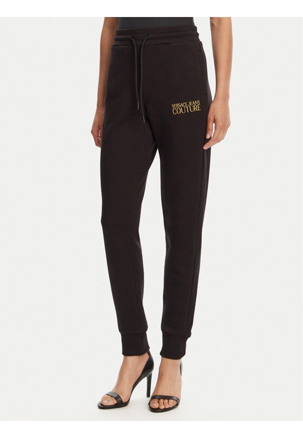 Versace Jeans Couture Spodnie dresowe 78HAAT06 Czarny Regular Fit. Kolor: czarny. Materiał: bawełna