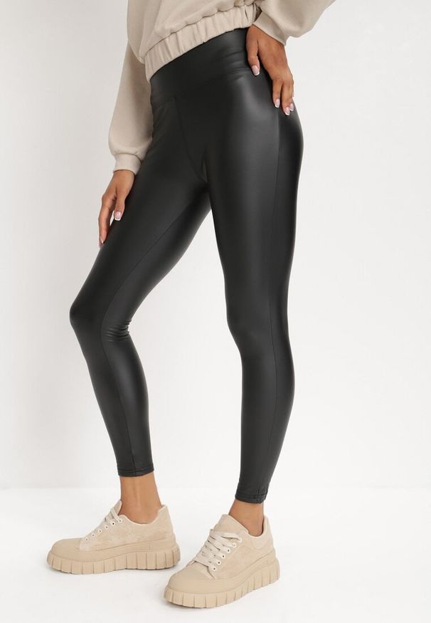 Born2be - Czarne Legginsy Draven. Kolor: czarny. Materiał: polar. Długość: długie