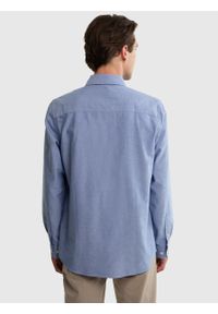 Big-Star - Koszula męska z tkaniny typu oxford niebieska Trixi 401. Okazja: na co dzień. Kolor: niebieski. Materiał: tkanina. Wzór: gładki. Styl: casual, klasyczny #4