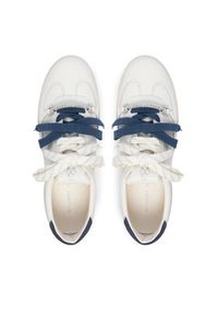 Stuart Weitzman Sneakersy Colton SN031 Kremowy. Kolor: kremowy. Materiał: skóra #2