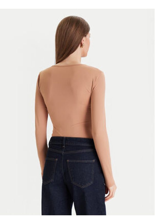 only - ONLY Body Frida 15343926 Beżowy Slim Fit. Kolor: beżowy. Materiał: syntetyk