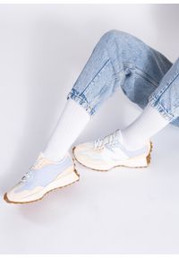 Sneakersy damskie kolorowe New Balance WS327PAB. Okazja: na co dzień. Materiał: zamsz, skóra, guma. Szerokość cholewki: normalna. Wzór: kolorowy #1