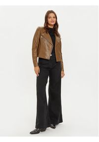 Vero Moda Kurtka z imitacji skóry Riley 10302441 Brązowy Slim Fit. Kolor: brązowy. Materiał: skóra #3