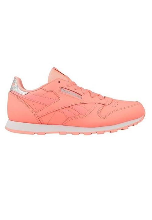 Buty do chodzenia dla dzieci Reebok Classic Leather. Kolor: różowy. Materiał: tkanina, materiał, skóra, syntetyk. Model: Reebok Classic. Sport: turystyka piesza